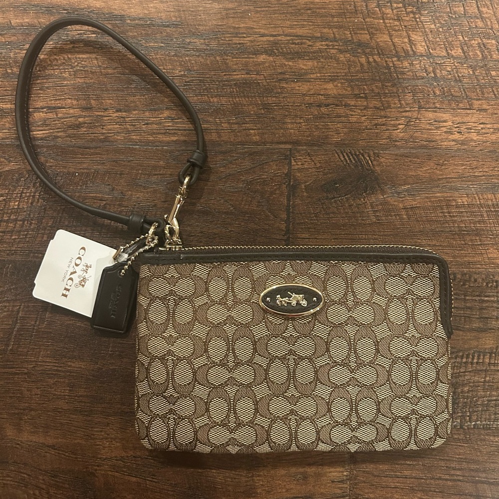 NWT Coach Wristlet
